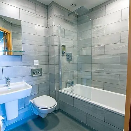Headingley Stadium Hotel 4*