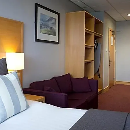 Headingley Stadium Hotel 4*
