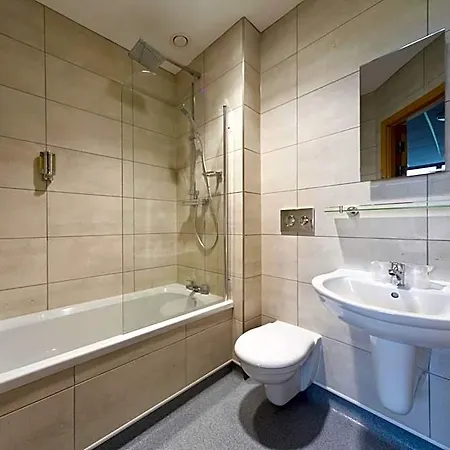 Hotel Headingley Stadium 4*