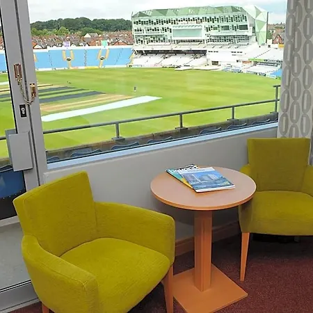 Hotel Headingley Stadium 4*