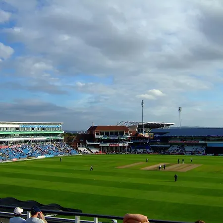 Headingley Stadium Hotell 4*